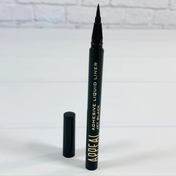APPEAL Adhesive Liquid Liner in Jet Black - Picture 3 of 6